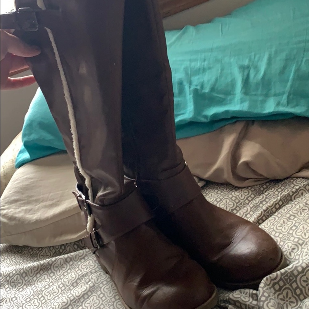 Boots - Picture 2 of 2